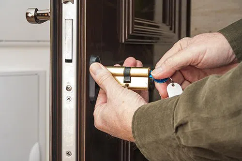 Fairborn OH Locksmiths Store Fairborn, OH 937-424-9382 - emergency-unlock
